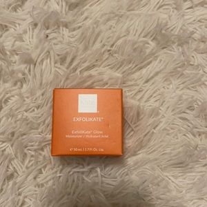 Kate Somerville Exfolikate